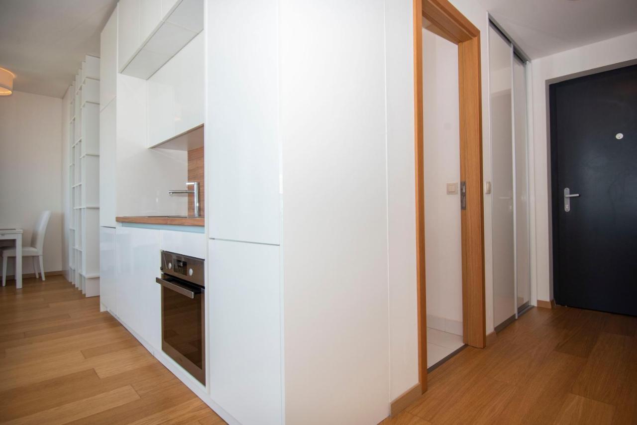 Luxury 1Bdrm On The 28Th Floor Lägenhet Bratislava Exteriör bild