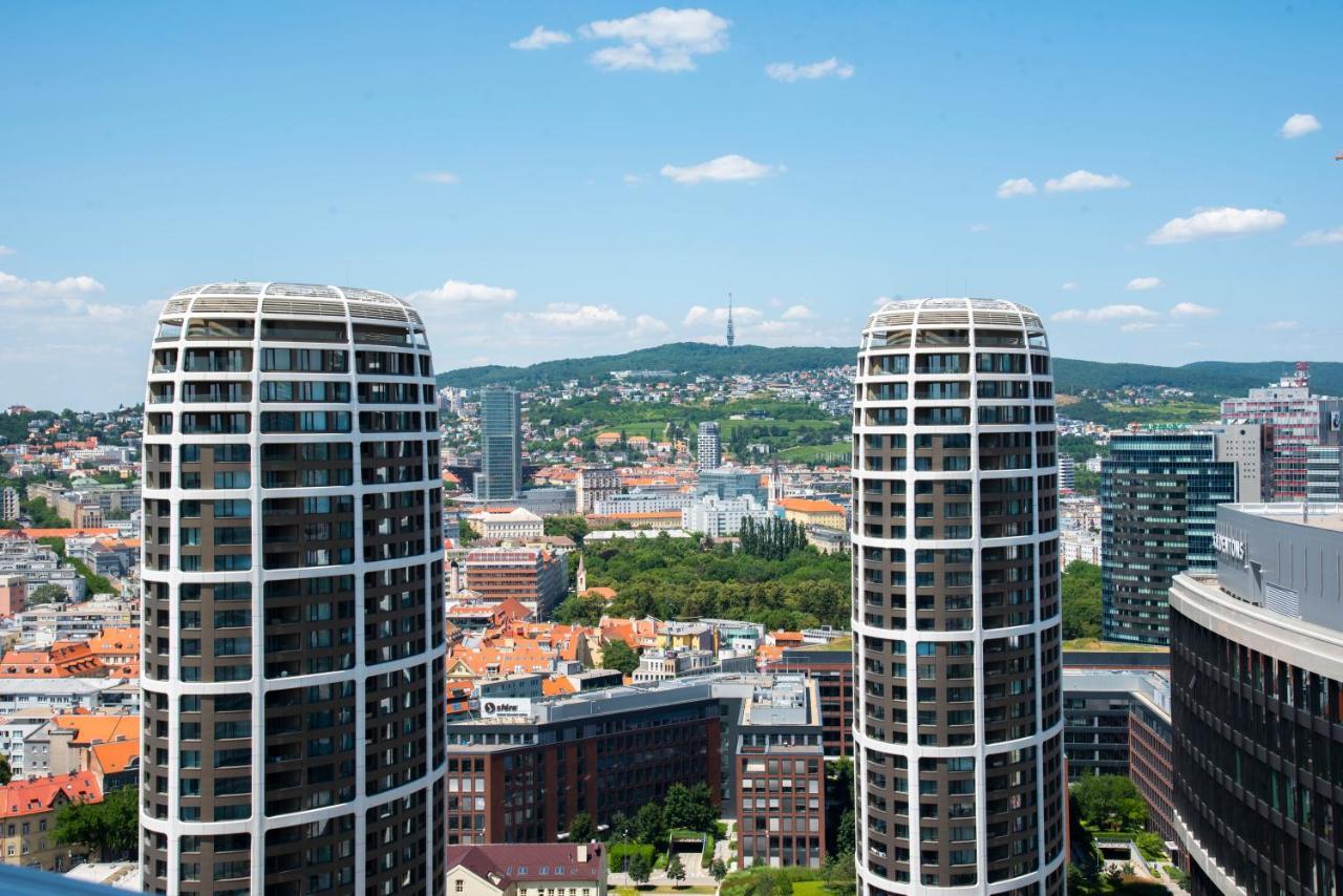 Luxury 1Bdrm On The 28Th Floor Lägenhet Bratislava Exteriör bild