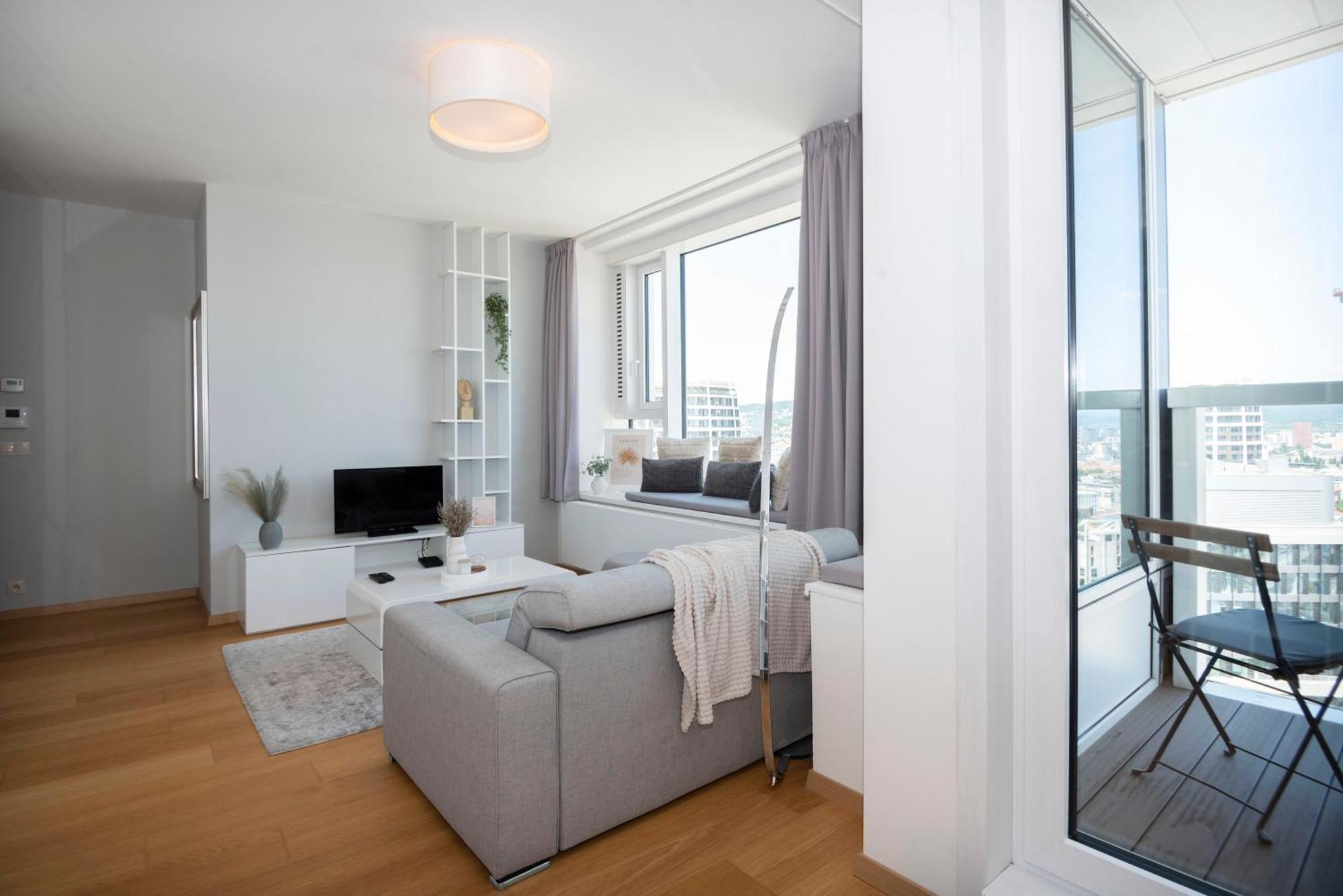 Luxury 1Bdrm On The 28Th Floor Lägenhet Bratislava Exteriör bild